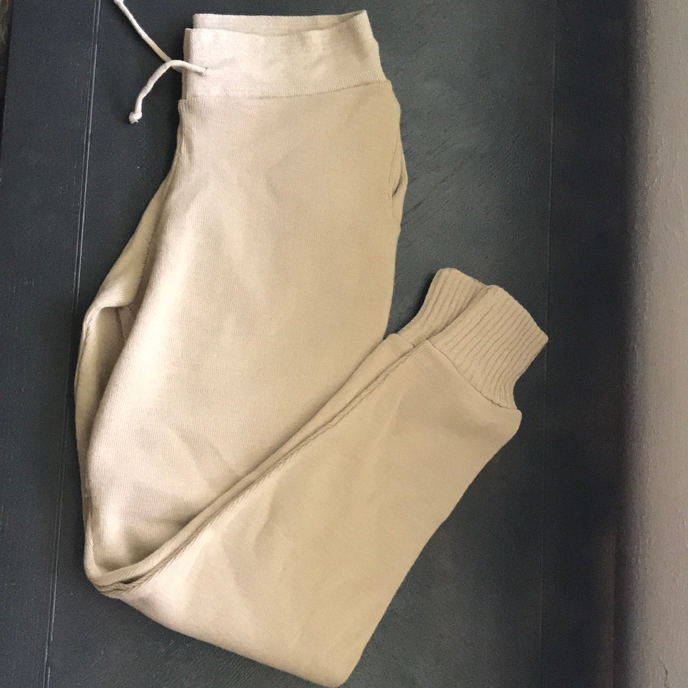 Pretty Little Thing Cream Joggers